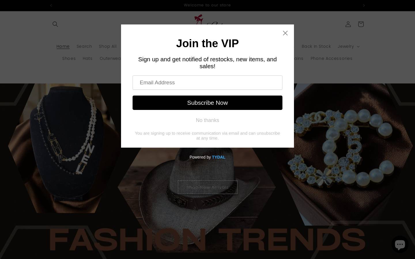 ambersshoetique.com homepage screenshot