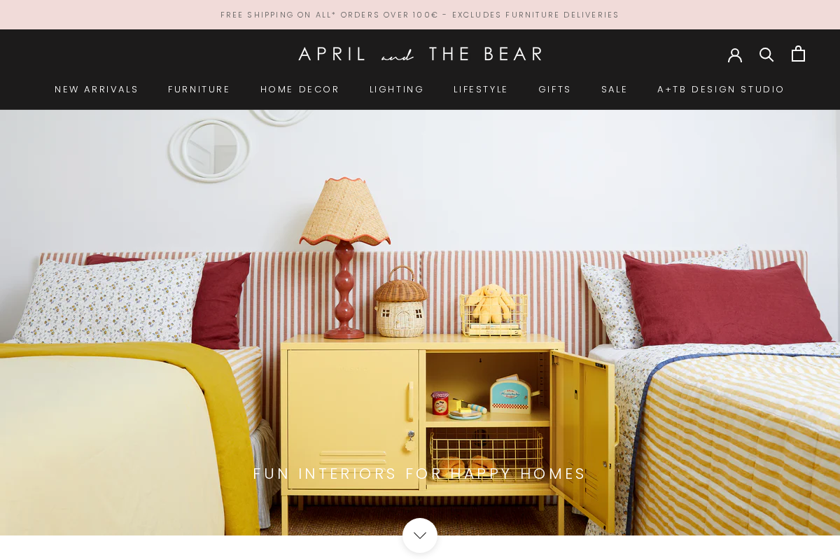 aprilandthebear.com homepage screenshot