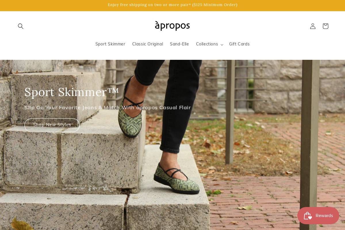 aproposfootwear.com homepage screenshot
