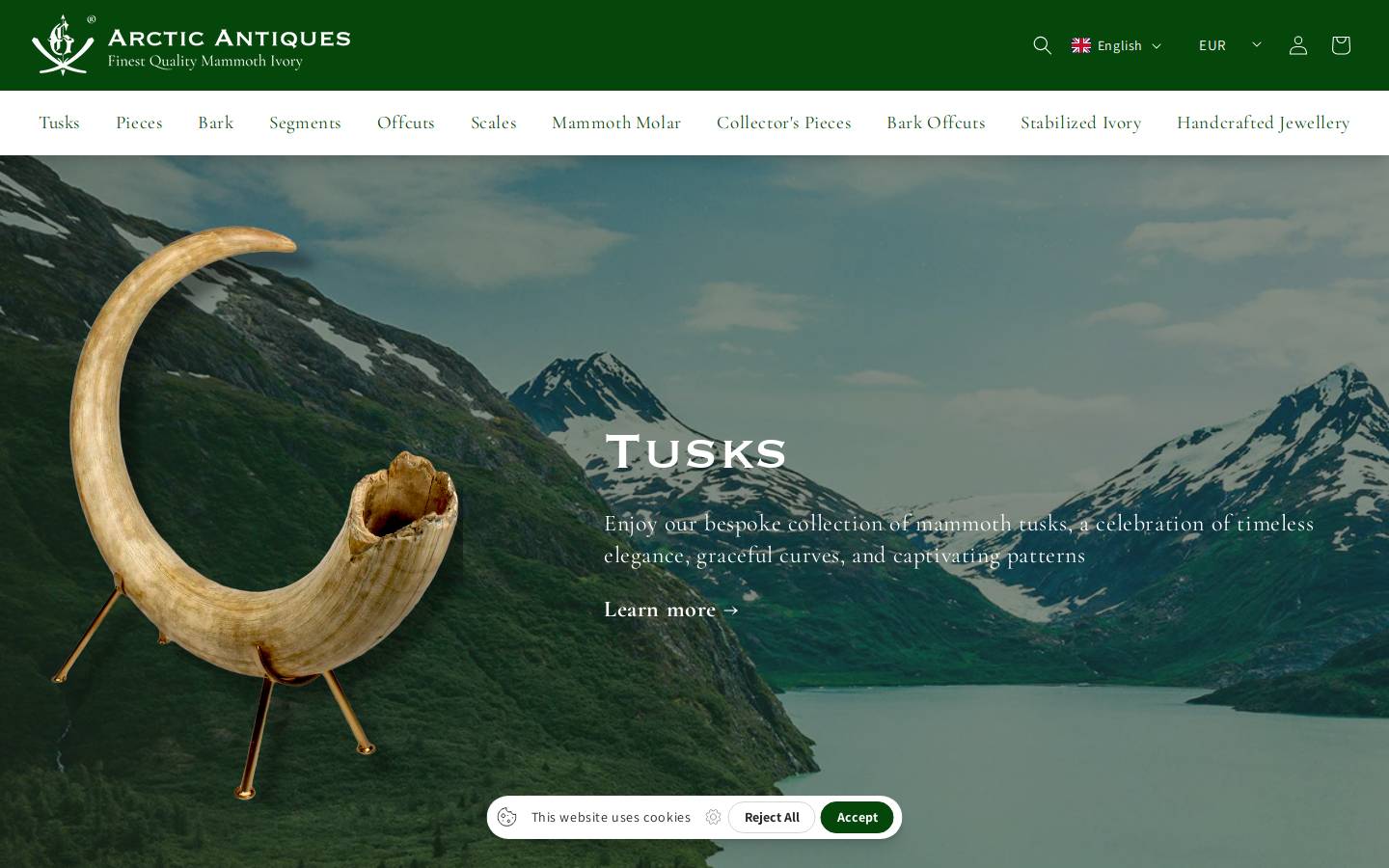 arcticantiques.com homepage screenshot