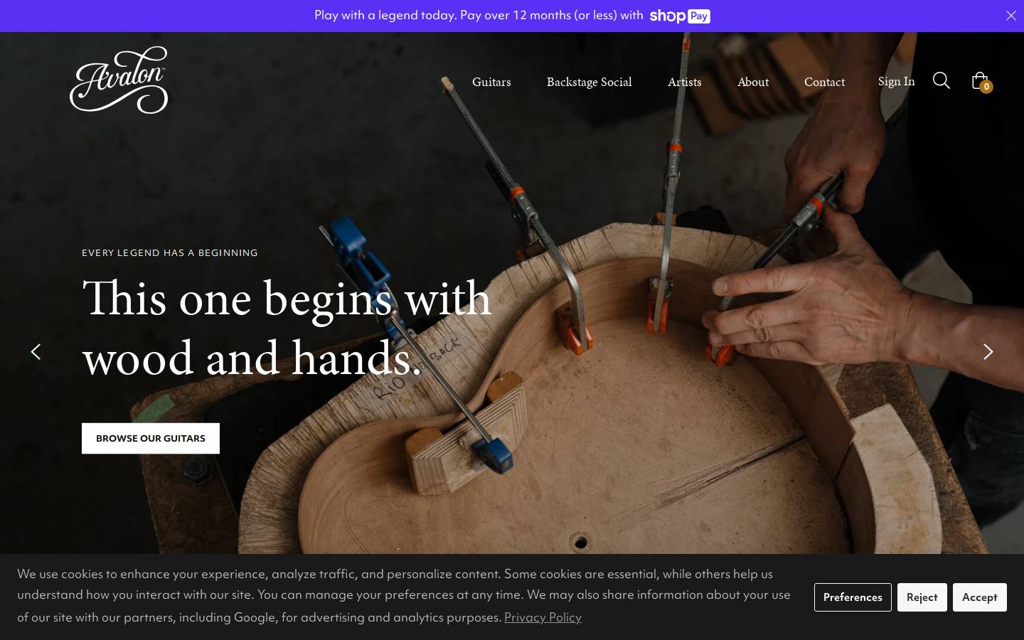 avalonguitars.com homepage screenshot