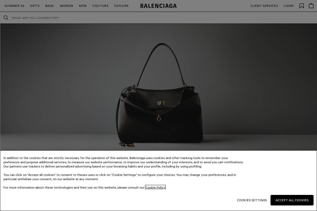 Balenciaga homepage screenshot