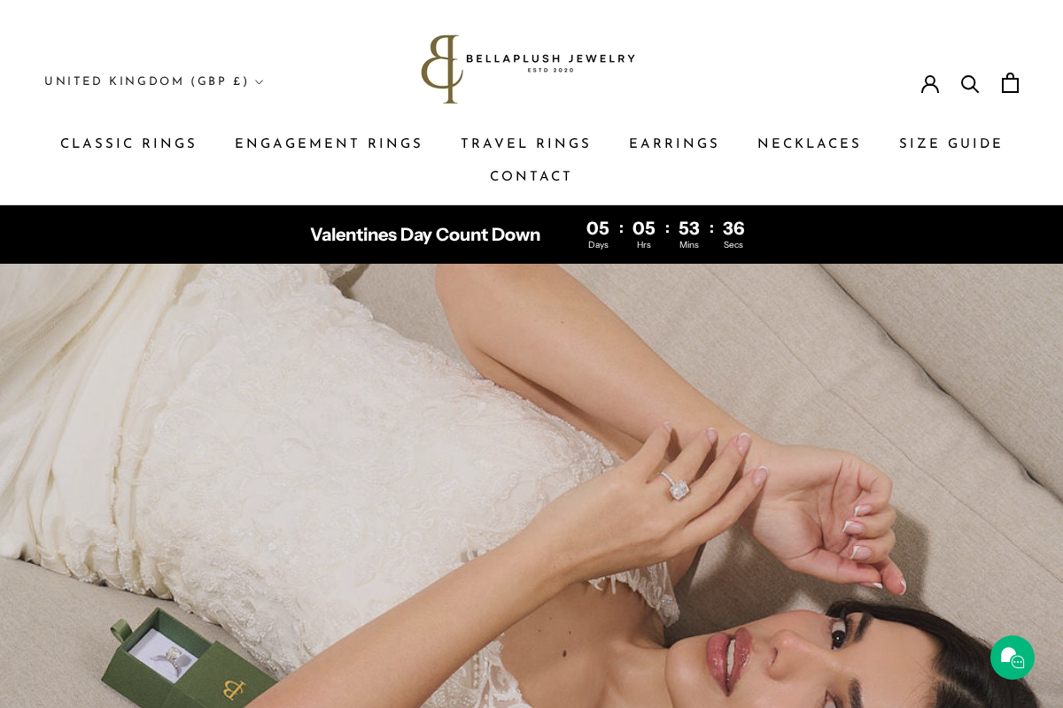 Bellaplushofficial homepage screenshot