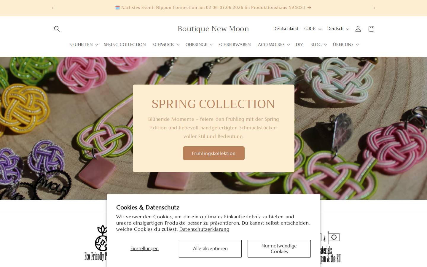 boutiquenewmoon.com homepage screenshot