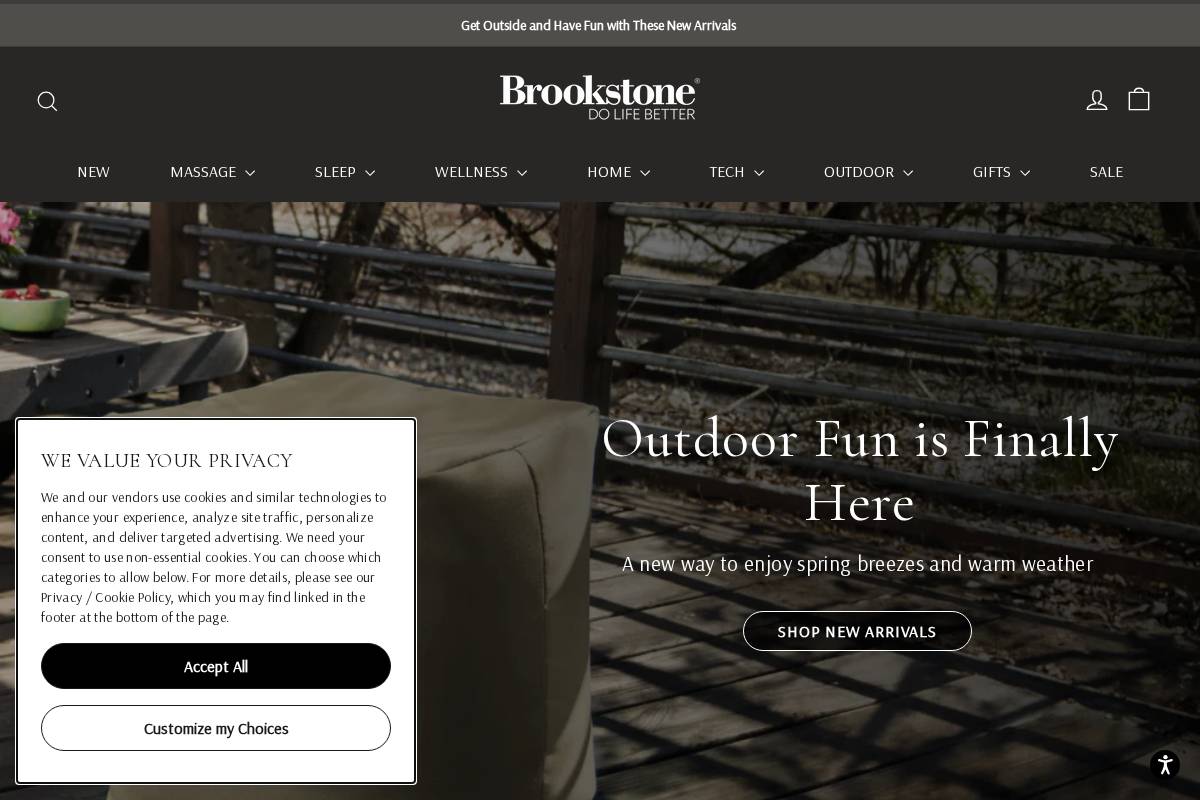 Brookstone homepage screenshot