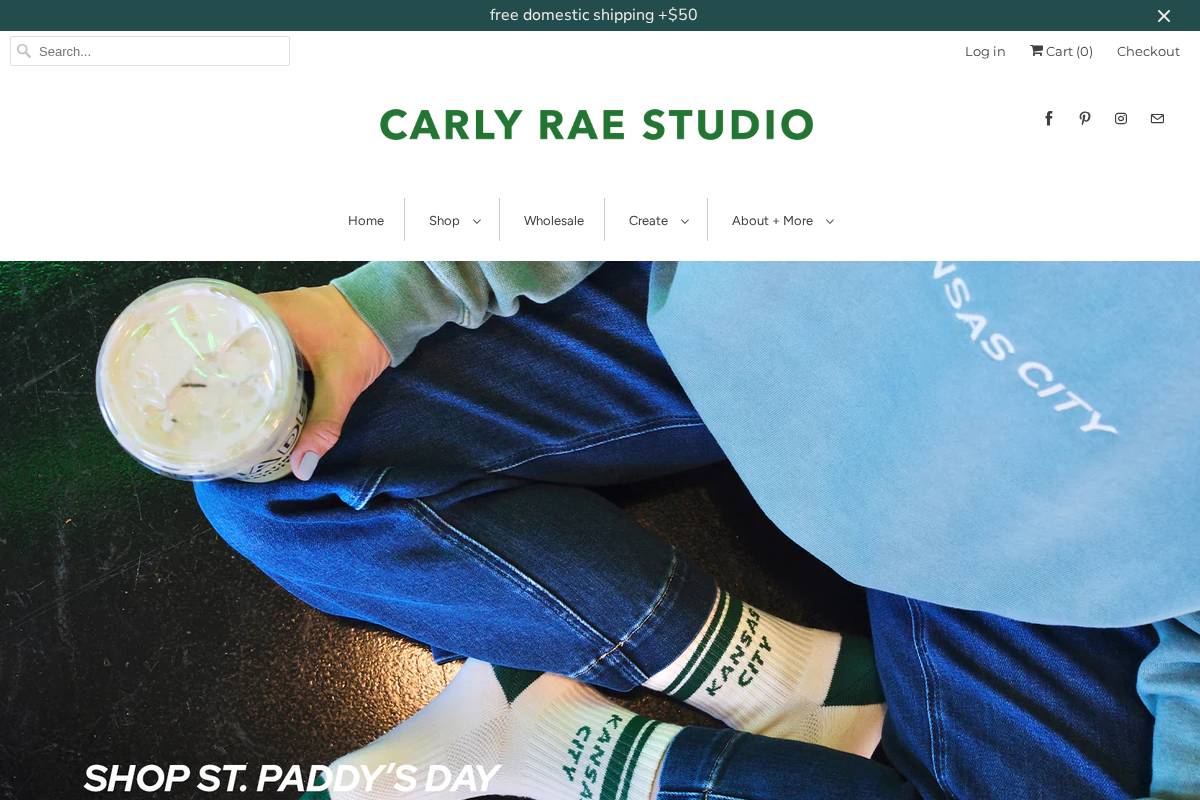 carlyraestudio.com homepage screenshot