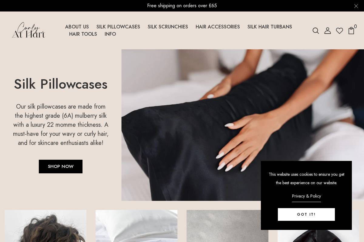 curlyathart.com homepage screenshot