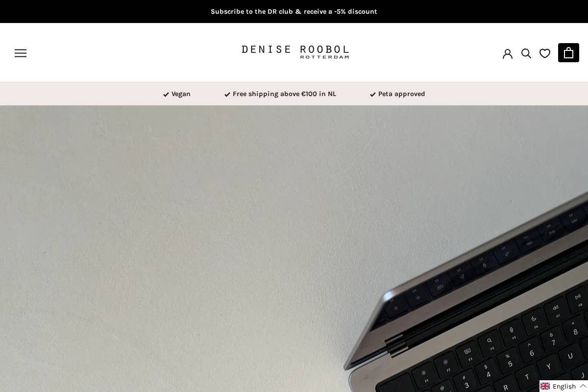 deniseroobol.com homepage screenshot