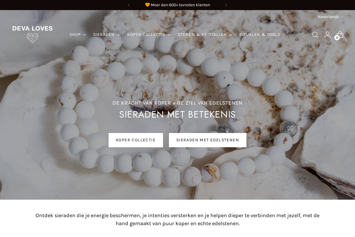 DEVA LOVES homepage screenshot