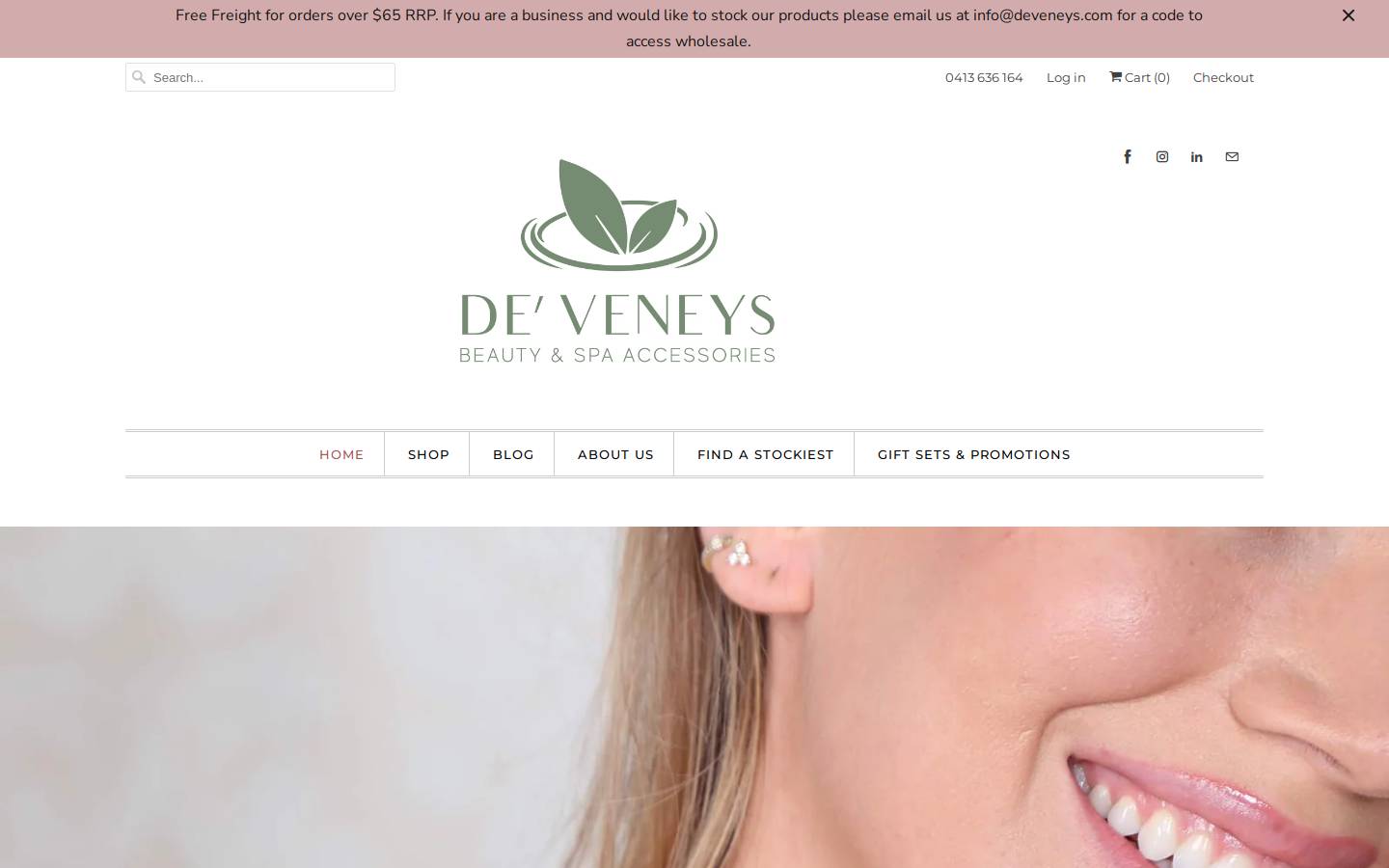 deveneys.com.au homepage screenshot