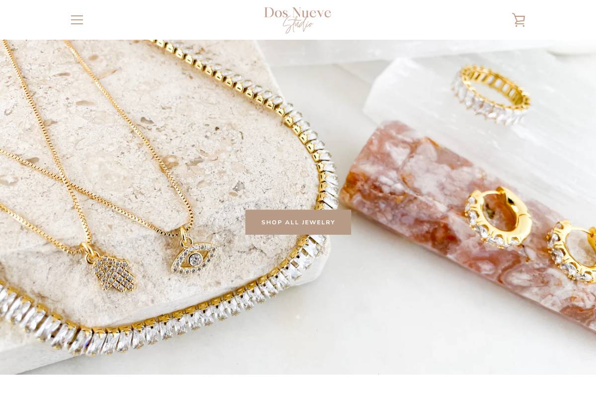 dosnuevestudio.com homepage screenshot