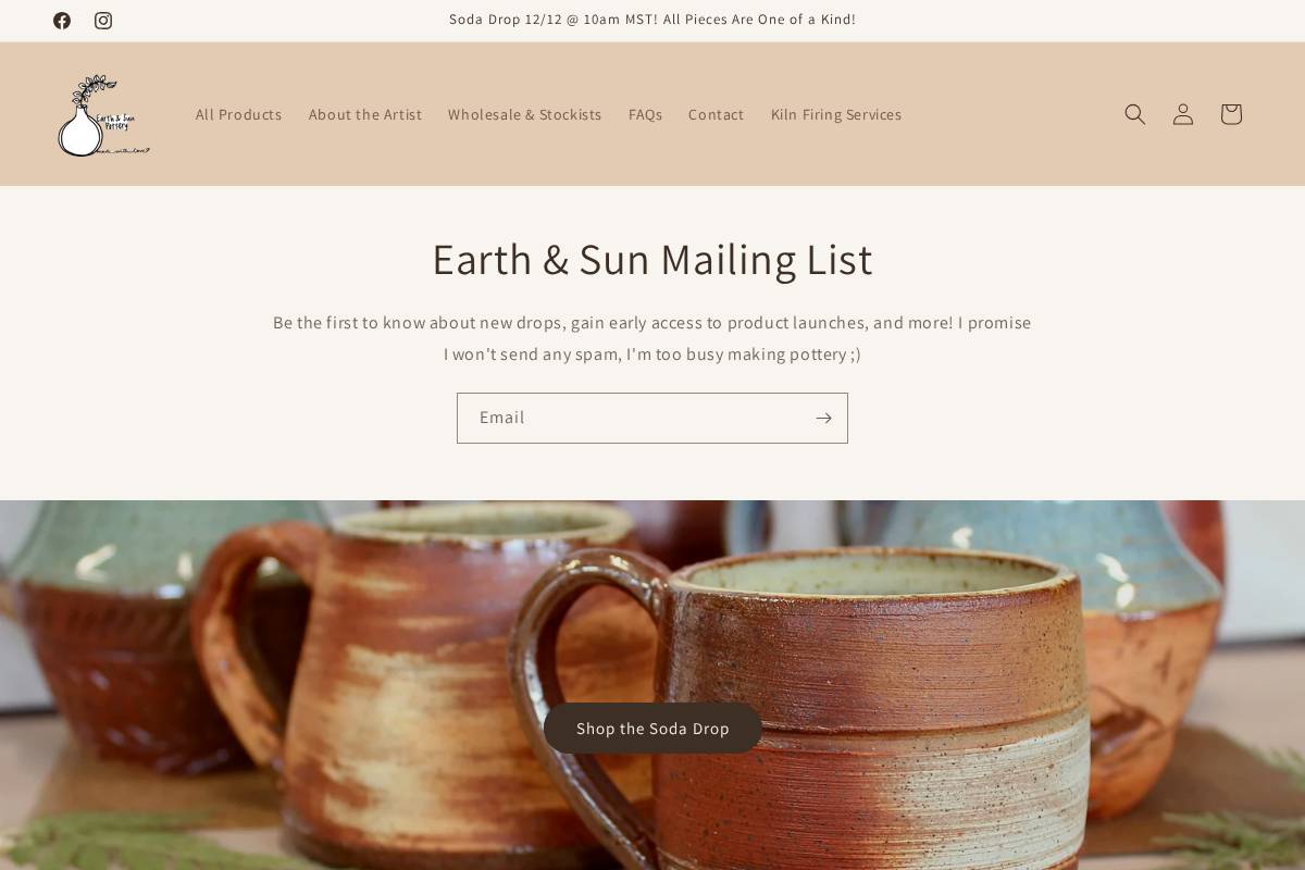 earthandsunpottery.com homepage screenshot