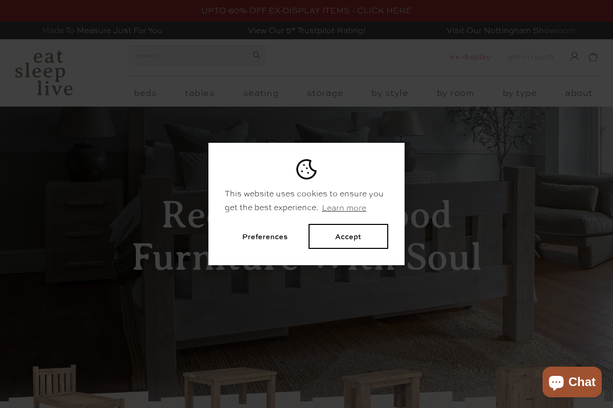 Eat Sleep Live homepage screenshot