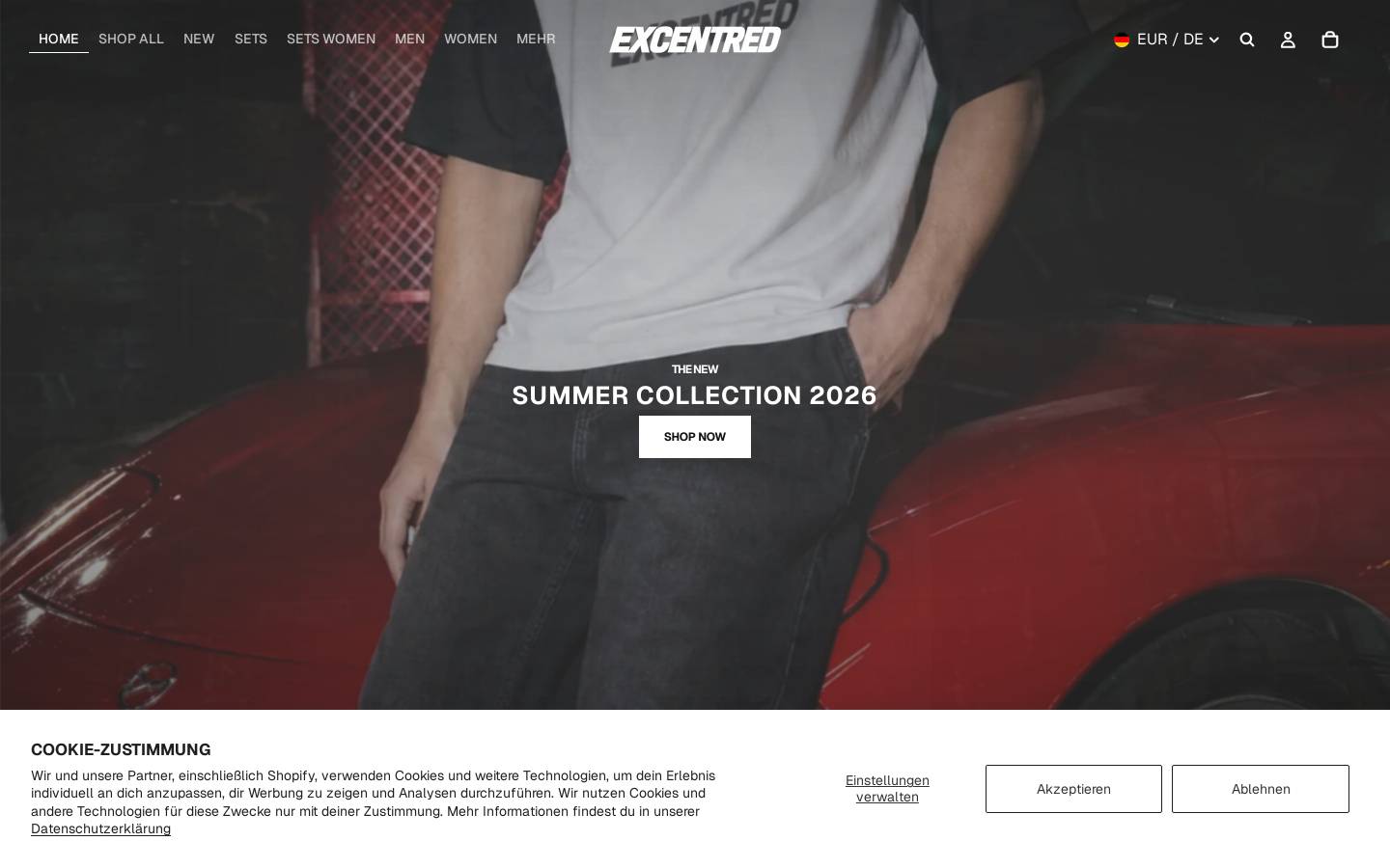 EXCENTRED homepage screenshot
