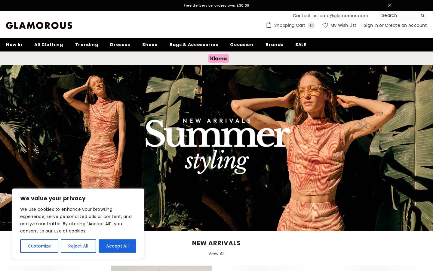 Glamorous.com homepage screenshot
