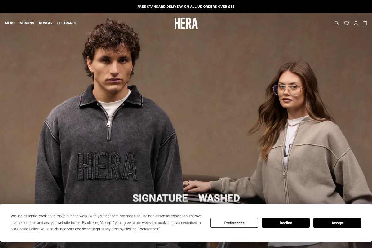 HERA Clothing  homepage screenshot