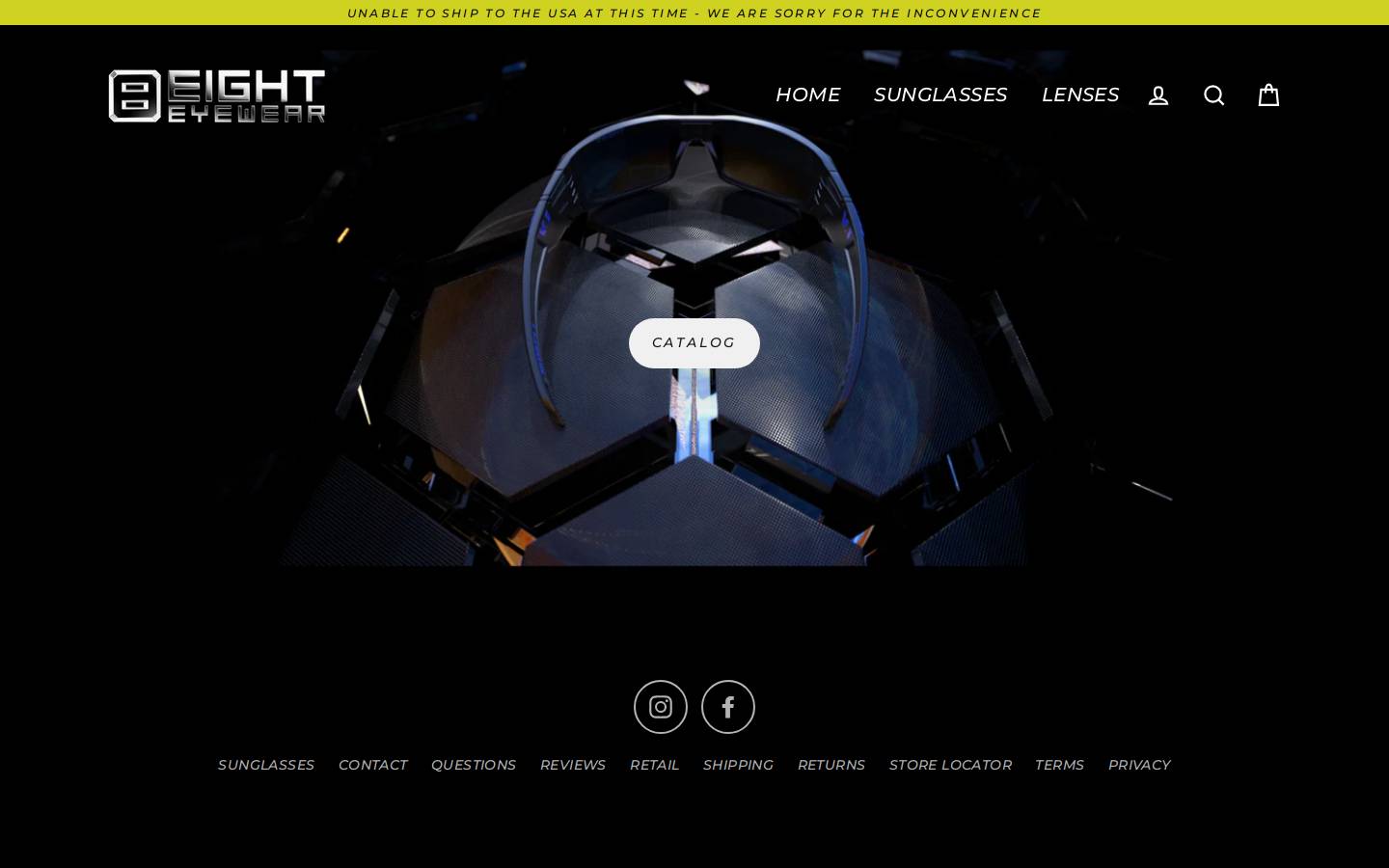 iwear8.com homepage screenshot