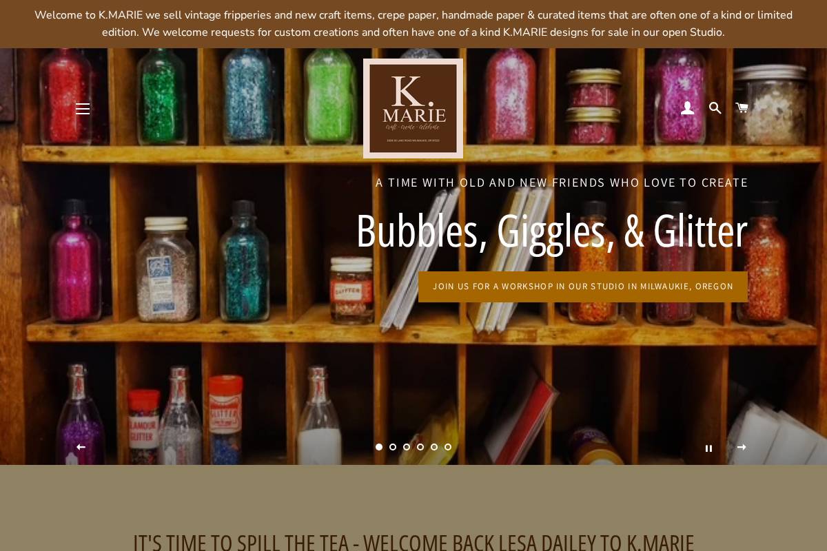 kmarielovesglitter.org homepage screenshot