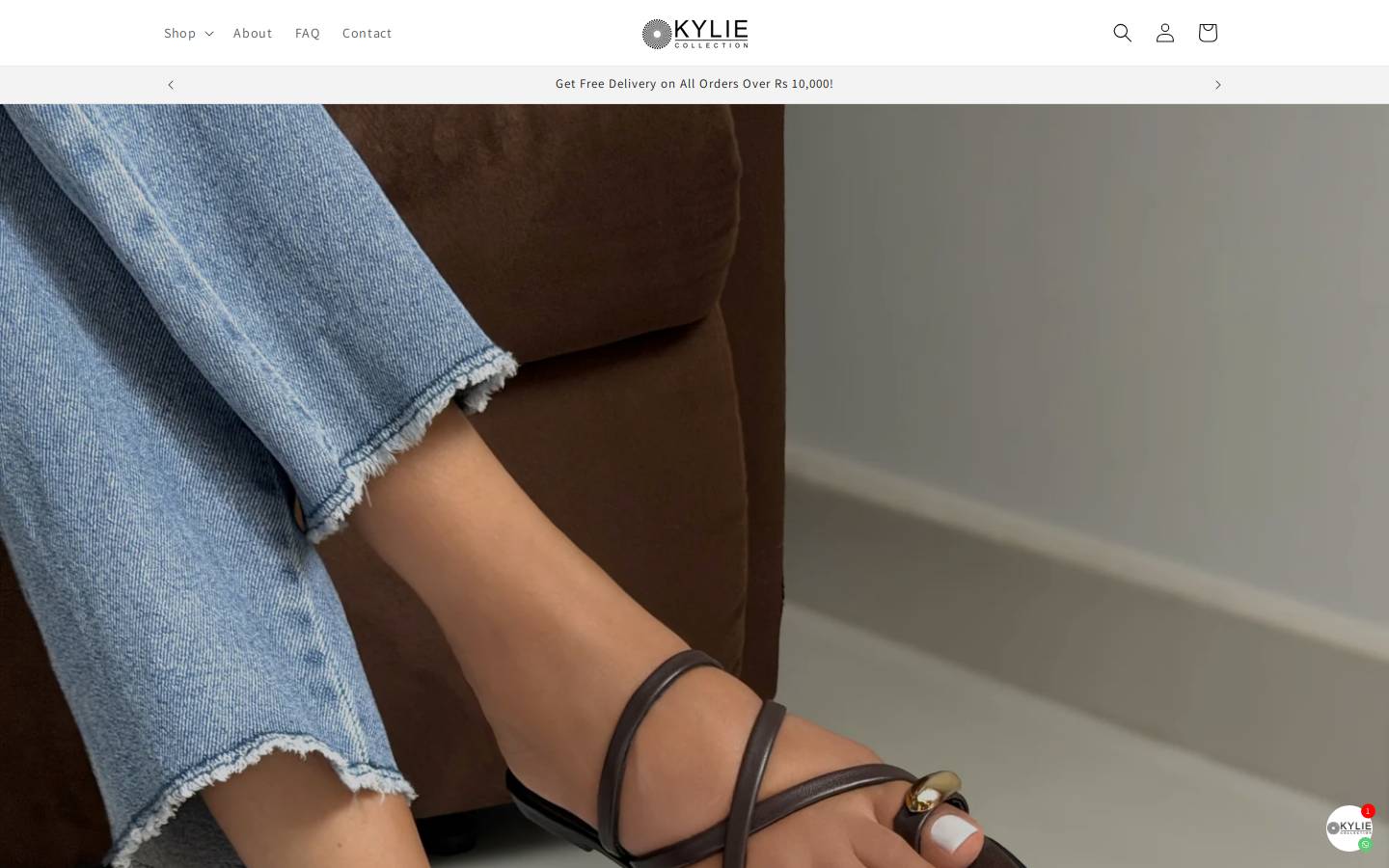 kyliecollection.com homepage screenshot