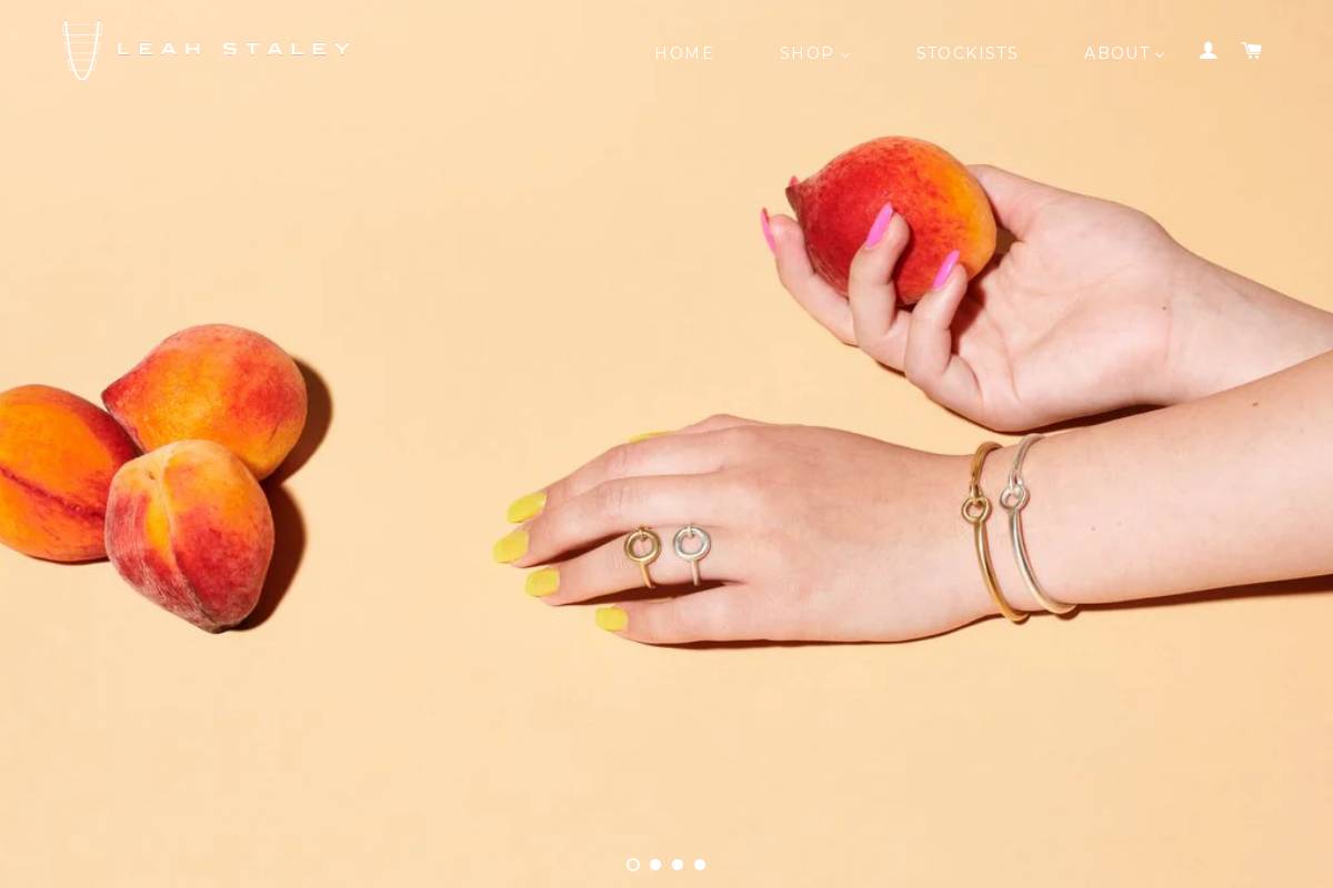 leahstaley.com homepage screenshot