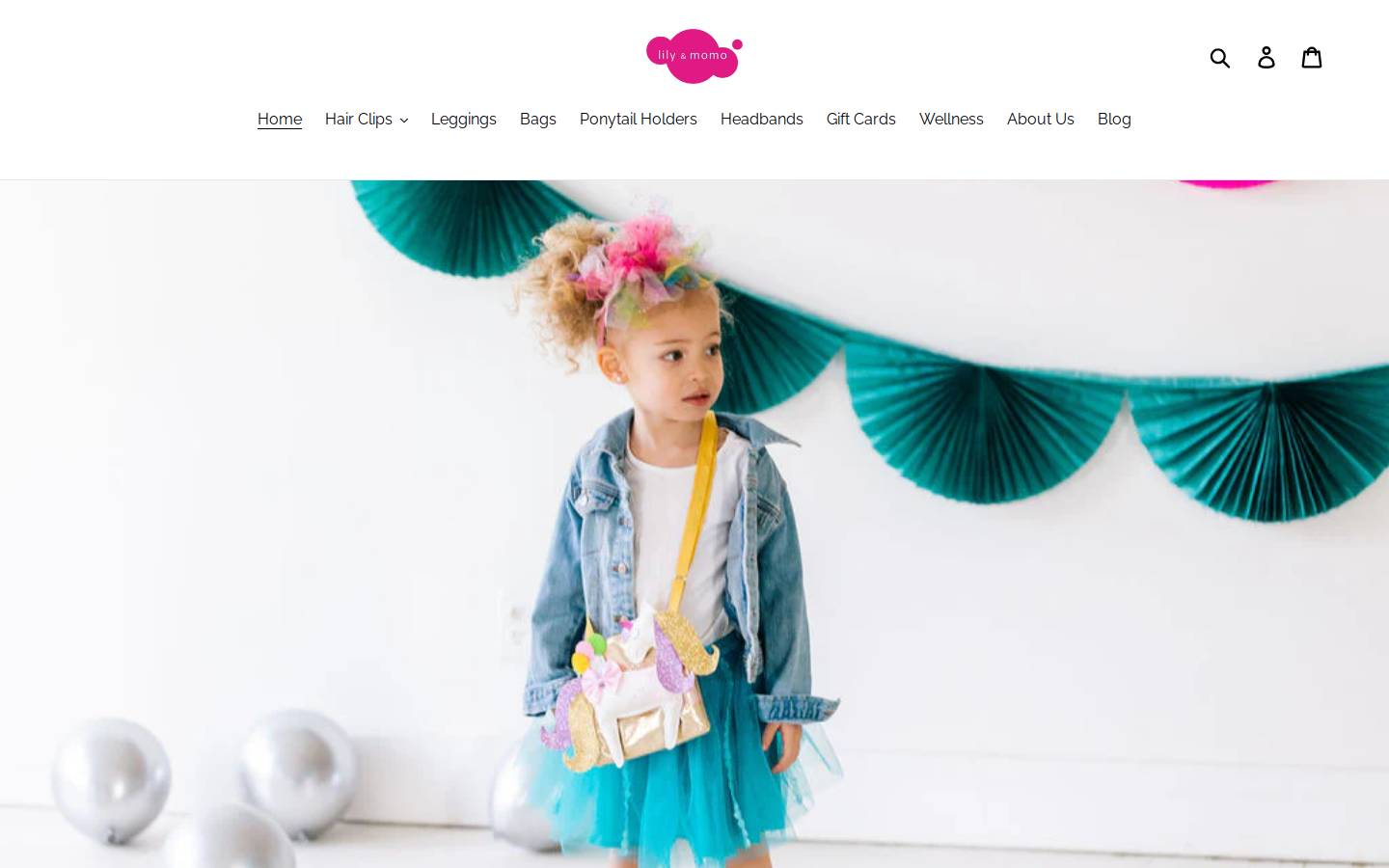 lilyandmomo.com homepage screenshot