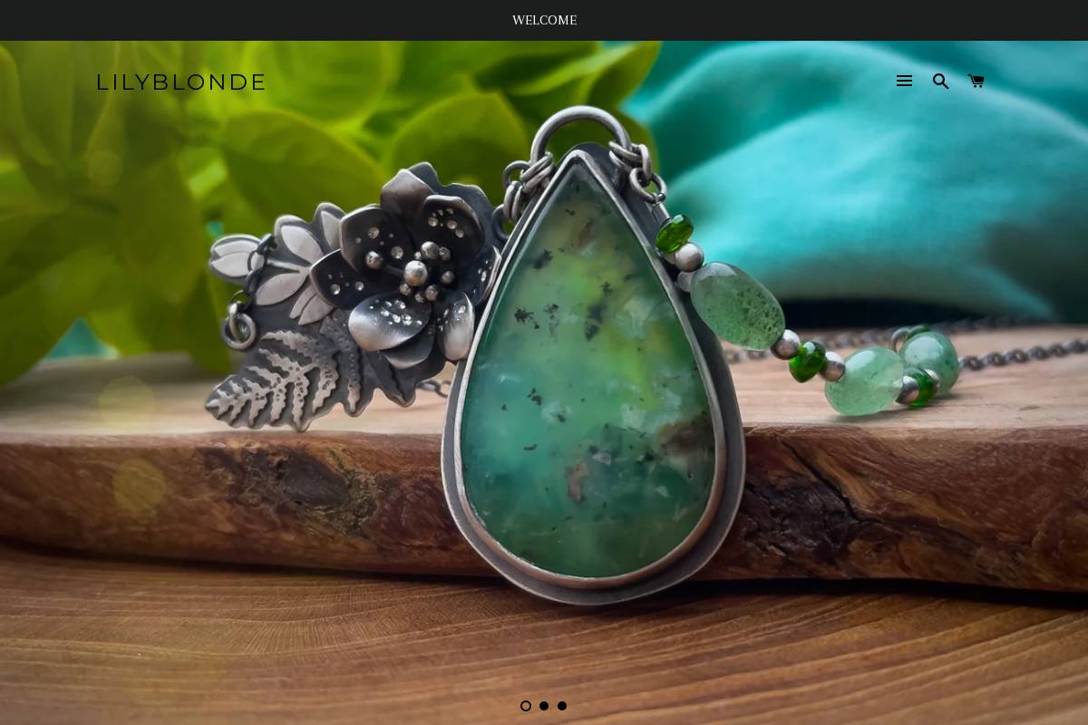 lilyblonde.com homepage screenshot