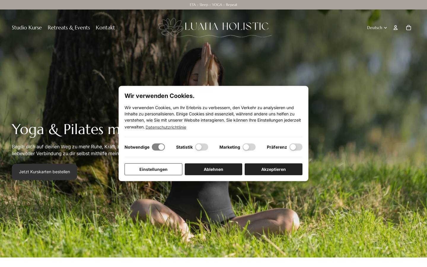 luanaholistic.com homepage screenshot