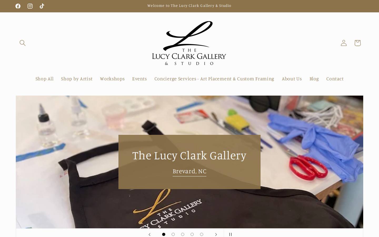 lucyclarkgallery.com homepage screenshot