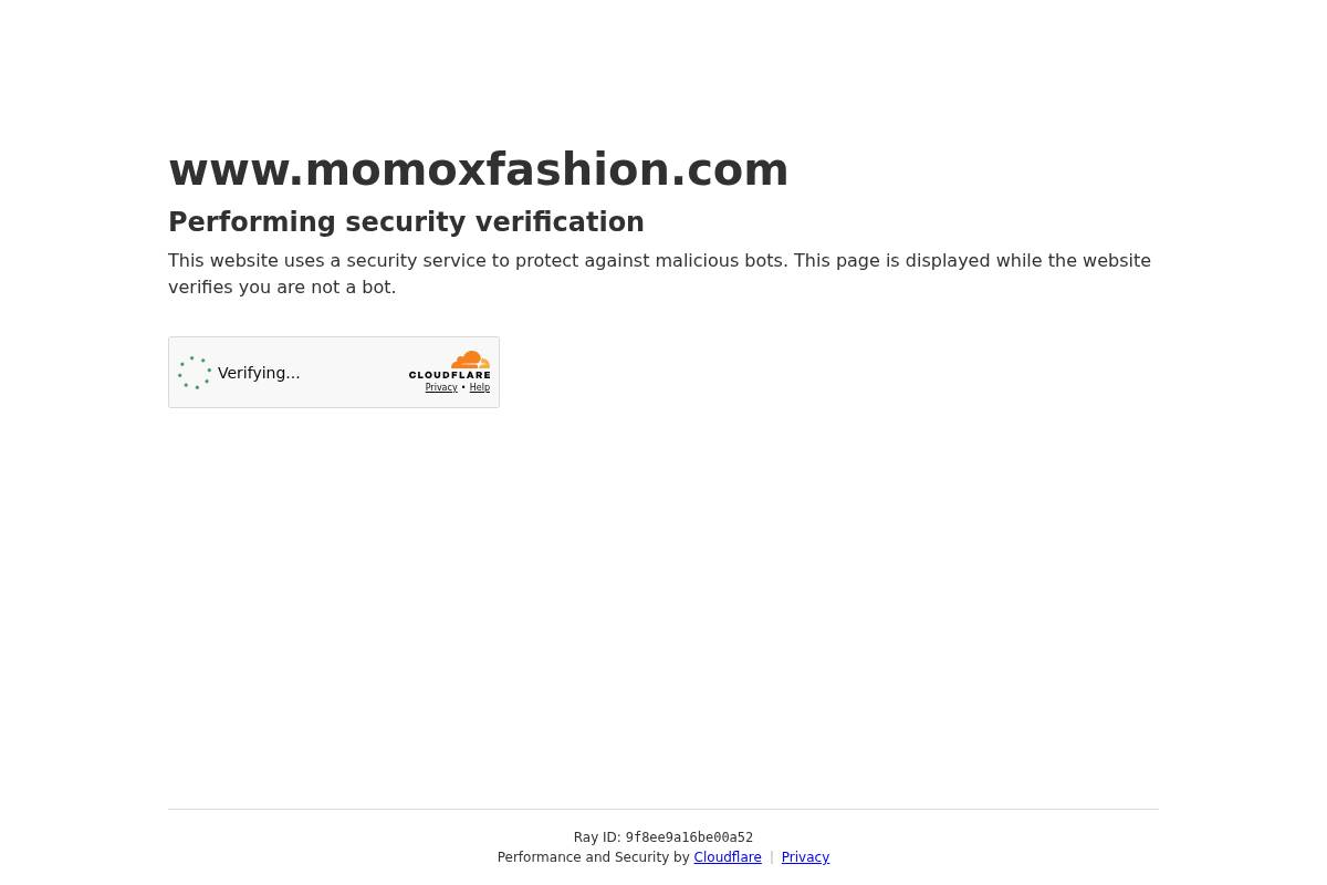 momox fashion homepage screenshot