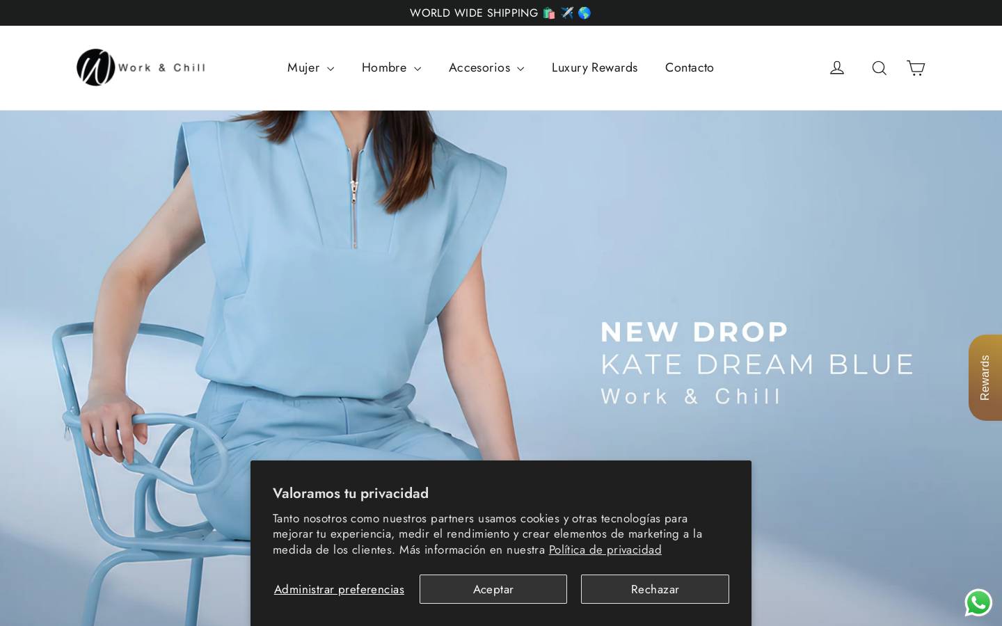 panamaluxuryuniforms.com homepage screenshot