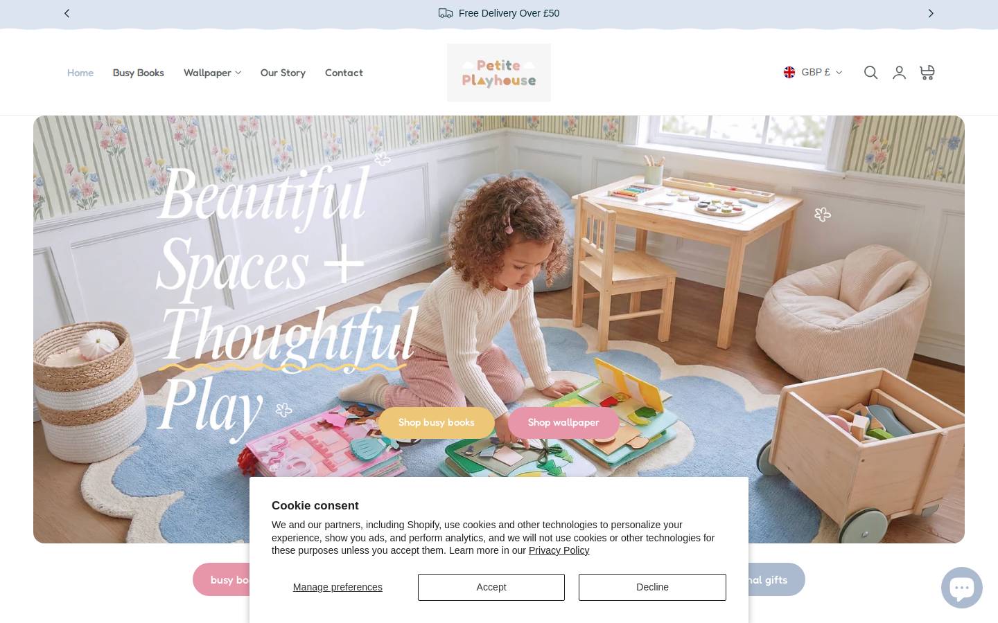 petiteplayhouse.com homepage screenshot