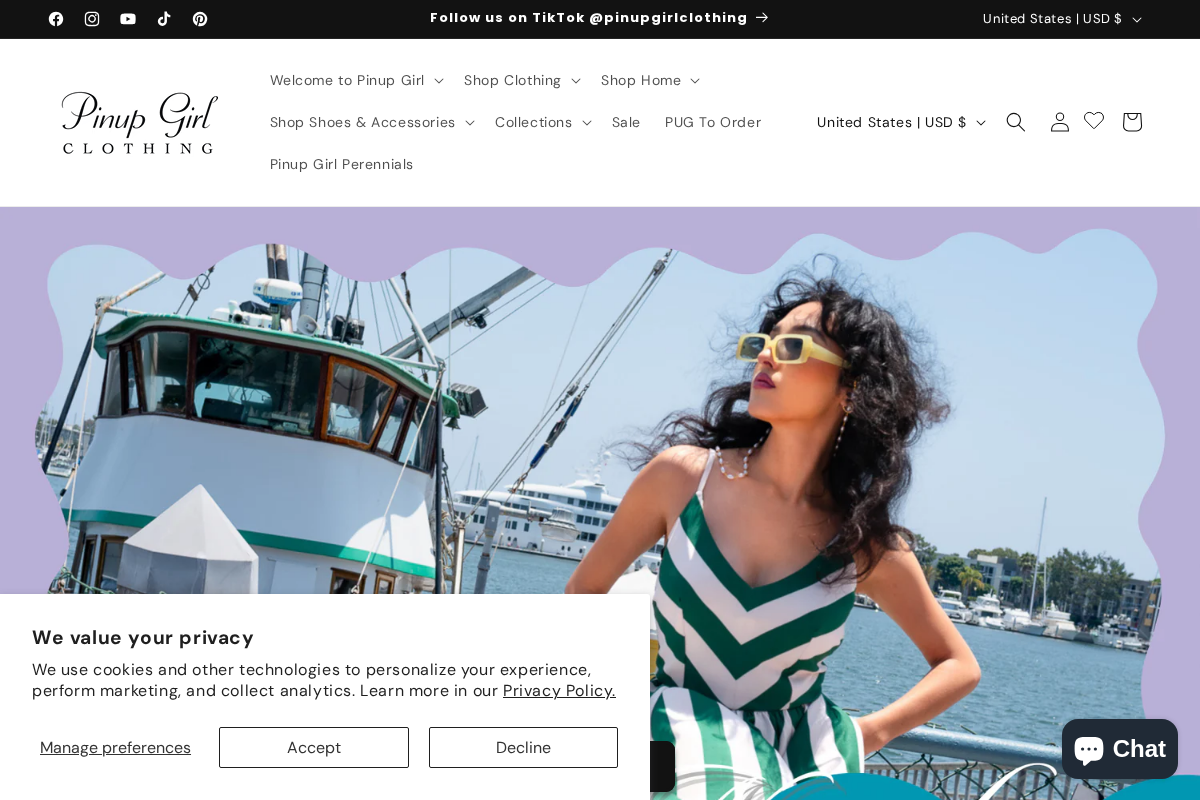 Pinupgirlclothing homepage screenshot