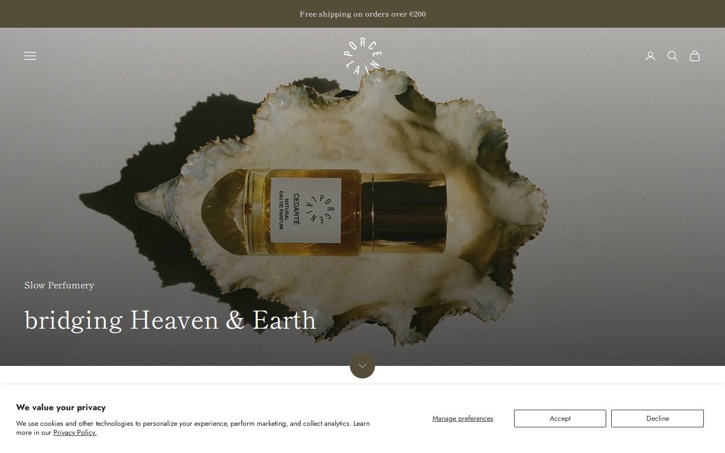 Porcelainperfumery homepage screenshot