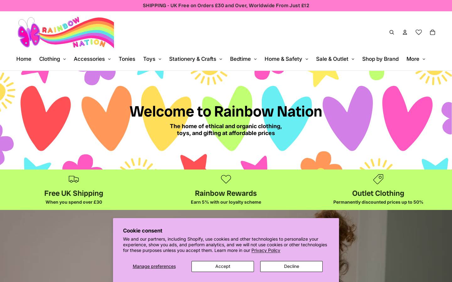 rainbownationclothing.com homepage screenshot
