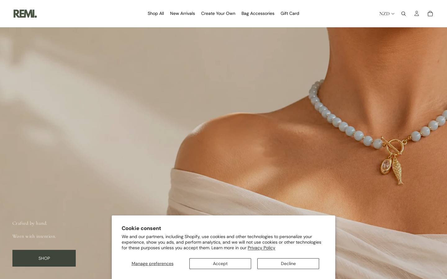 remiartistry.com homepage screenshot