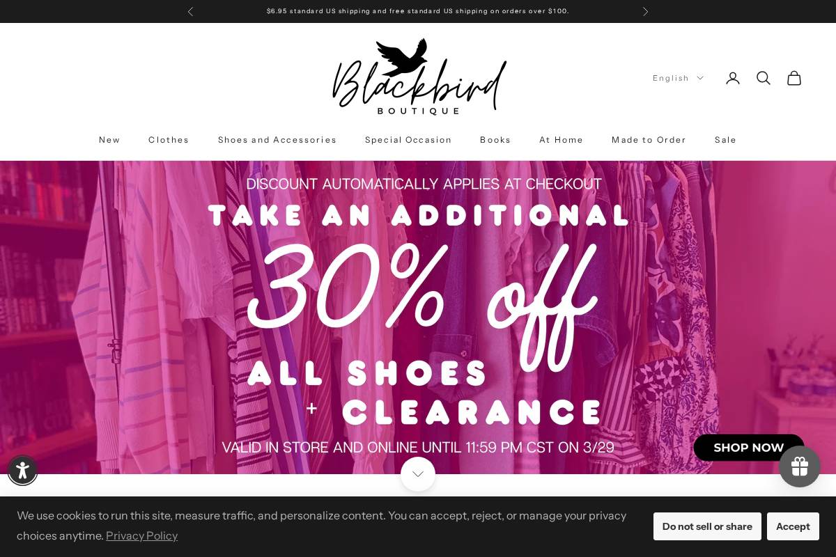 shopblackbirdboutique.com homepage screenshot