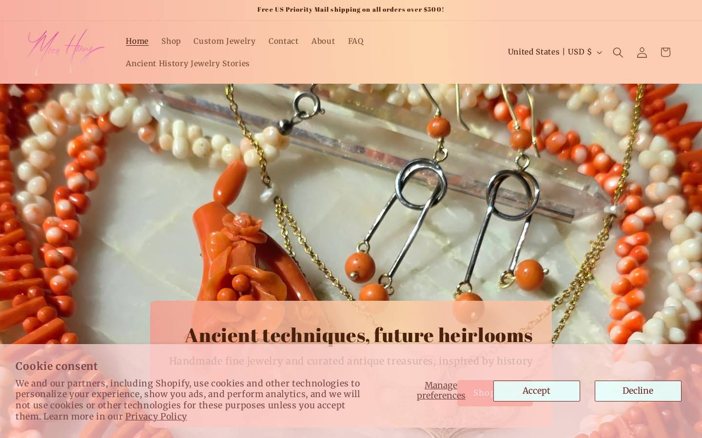 shopmoonhoney.com homepage screenshot