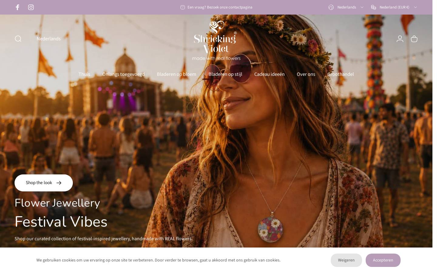shriekingviolet.nl homepage screenshot