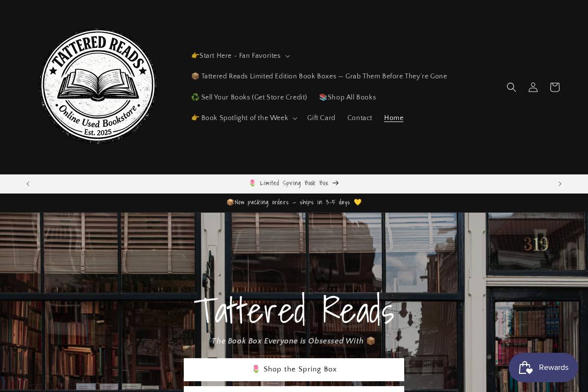 tatteredreads.com homepage screenshot
