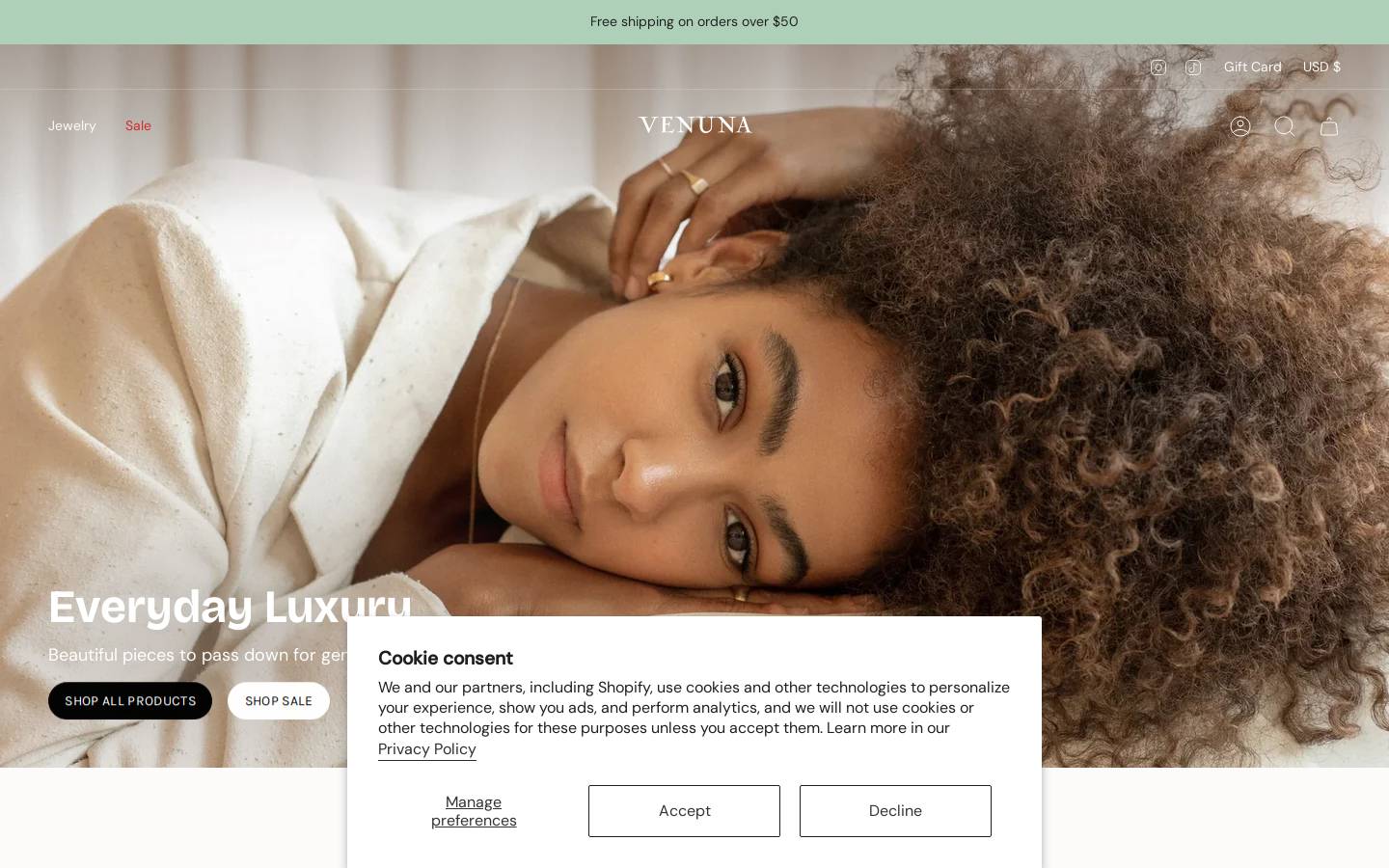 thehelios.co homepage screenshot