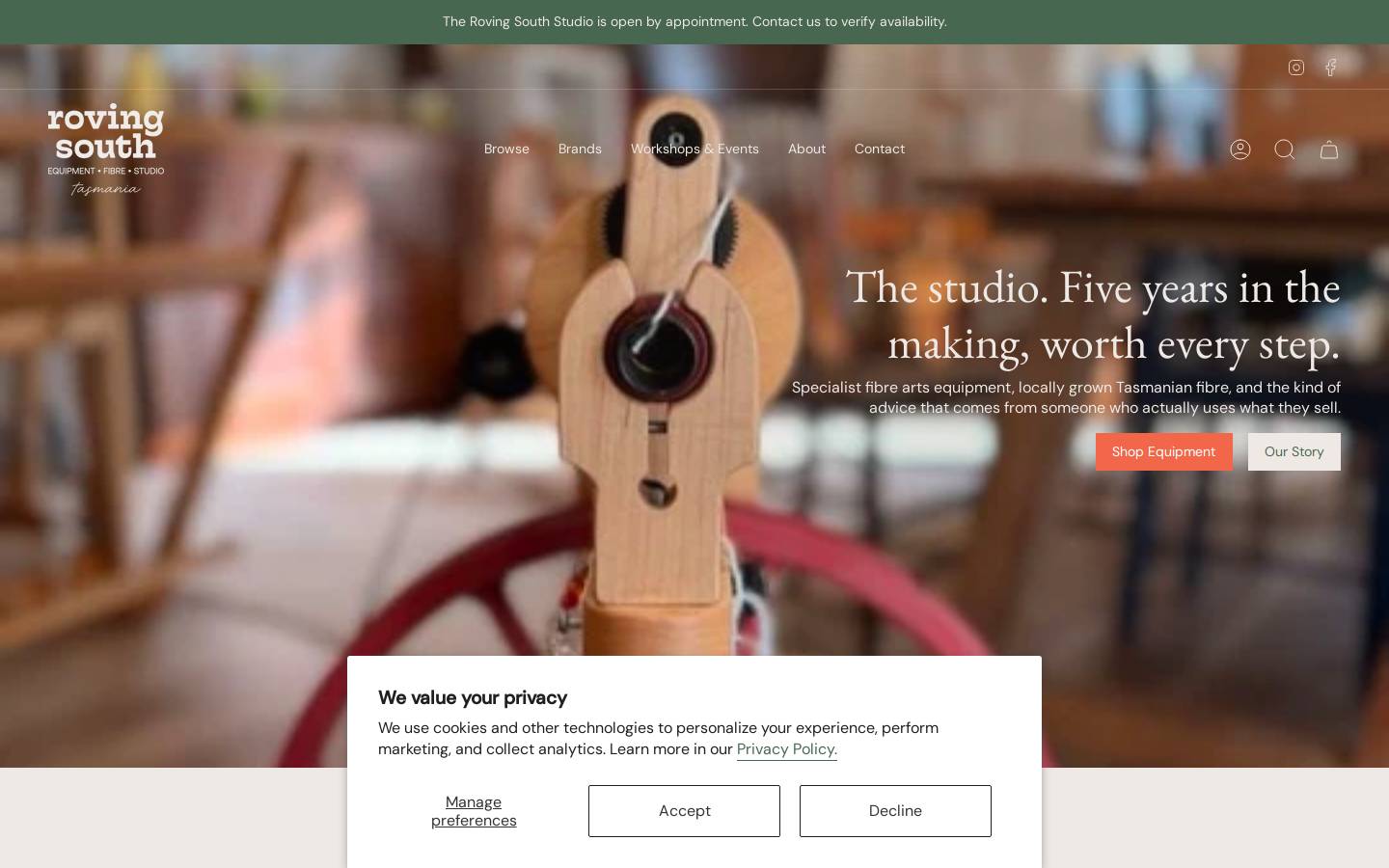 theluckyewe.au homepage screenshot