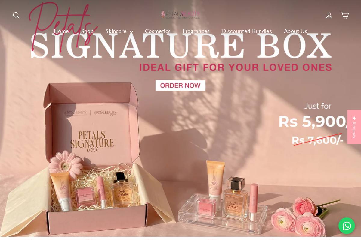thepetalsbeauty.com homepage screenshot