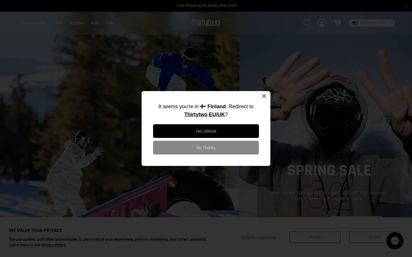 thirtytwosnowboarding.com homepage screenshot