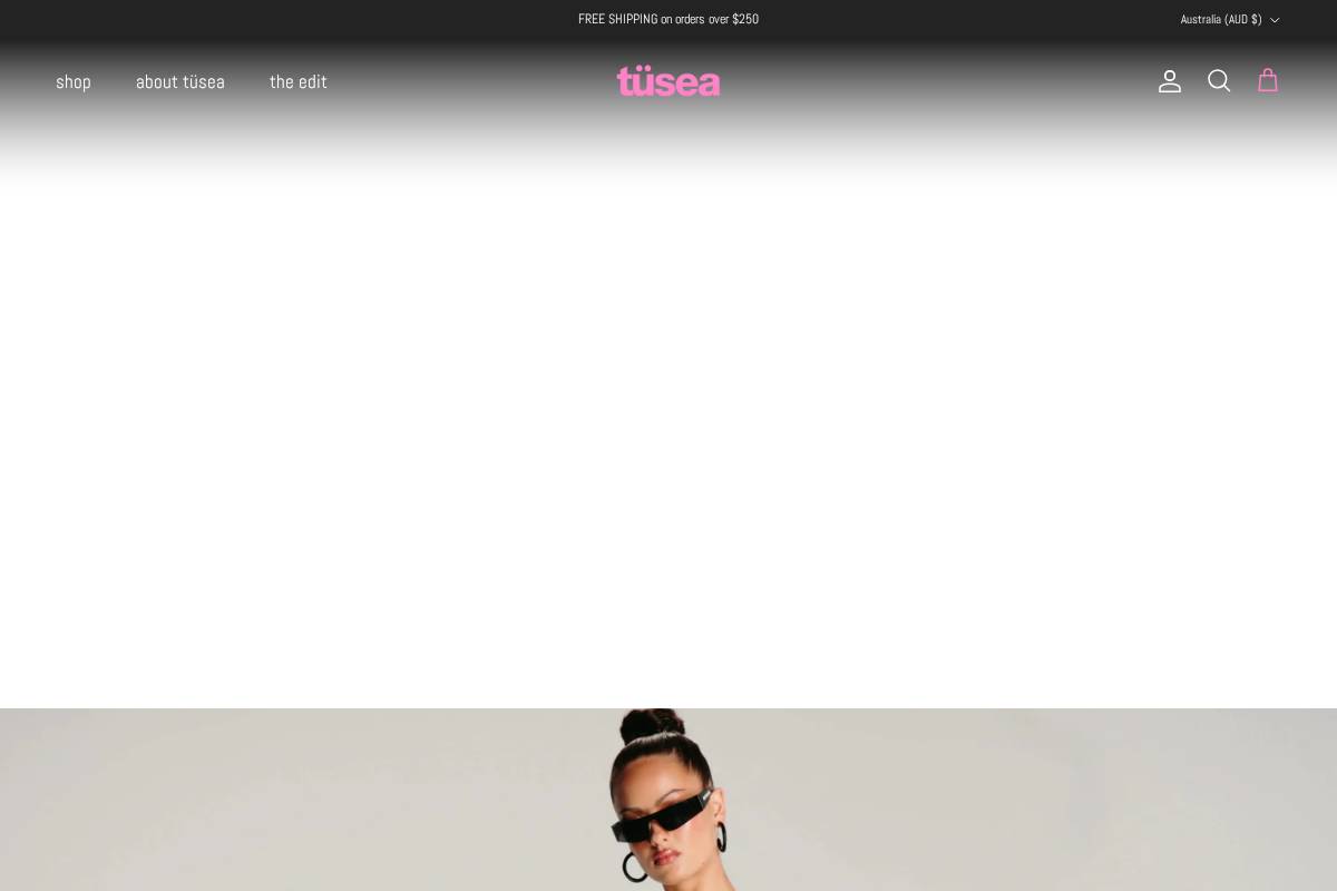 tuseaworld.com homepage screenshot