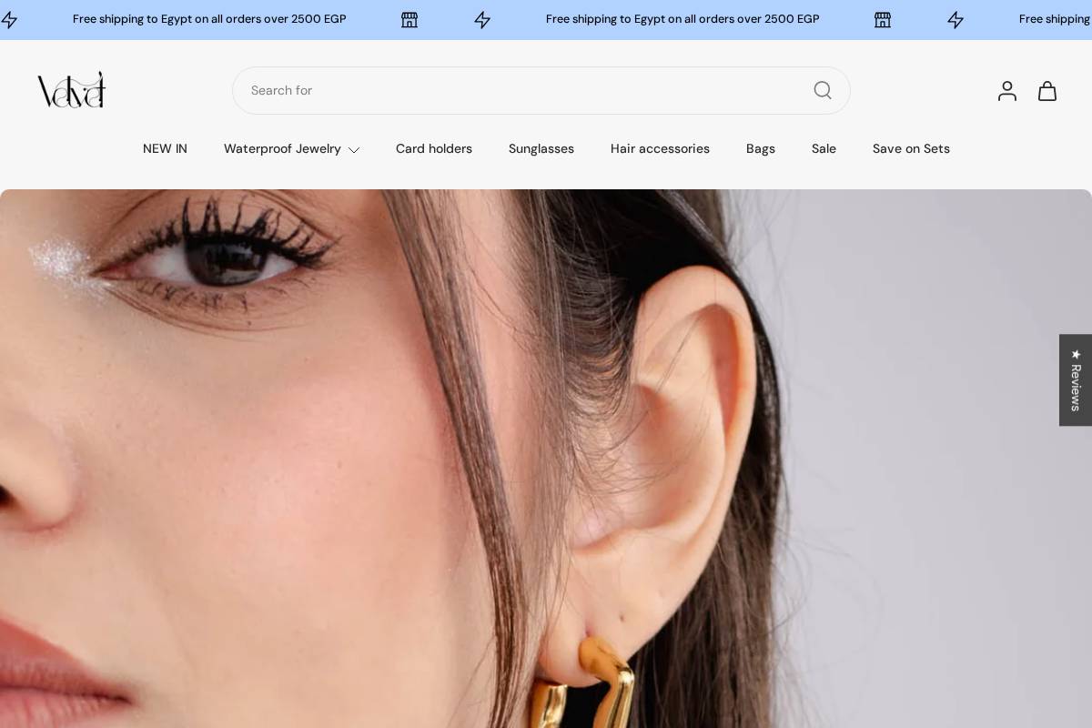 velvetaccessoriess.com homepage screenshot