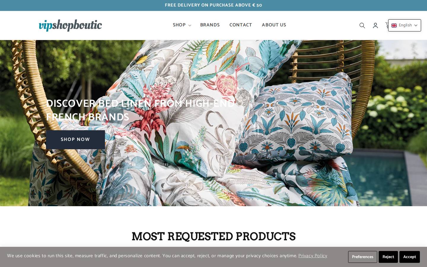 vipshopboutic.com homepage screenshot
