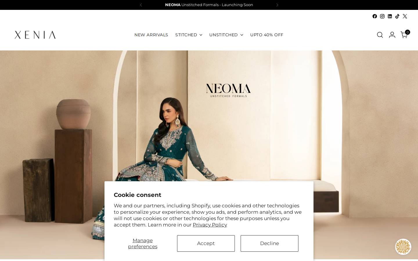 xeniaformals.com homepage screenshot