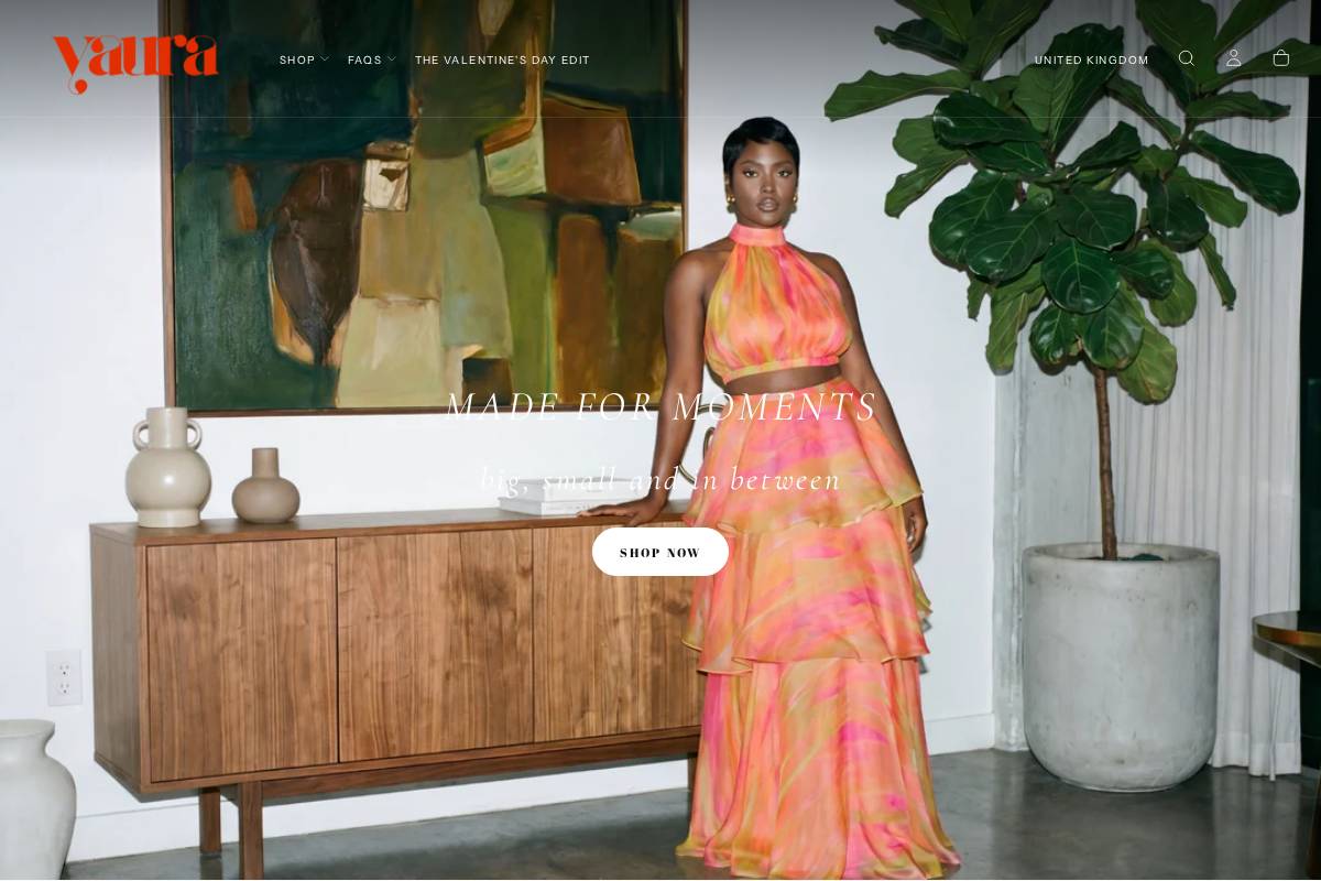yaurafashion.com homepage screenshot