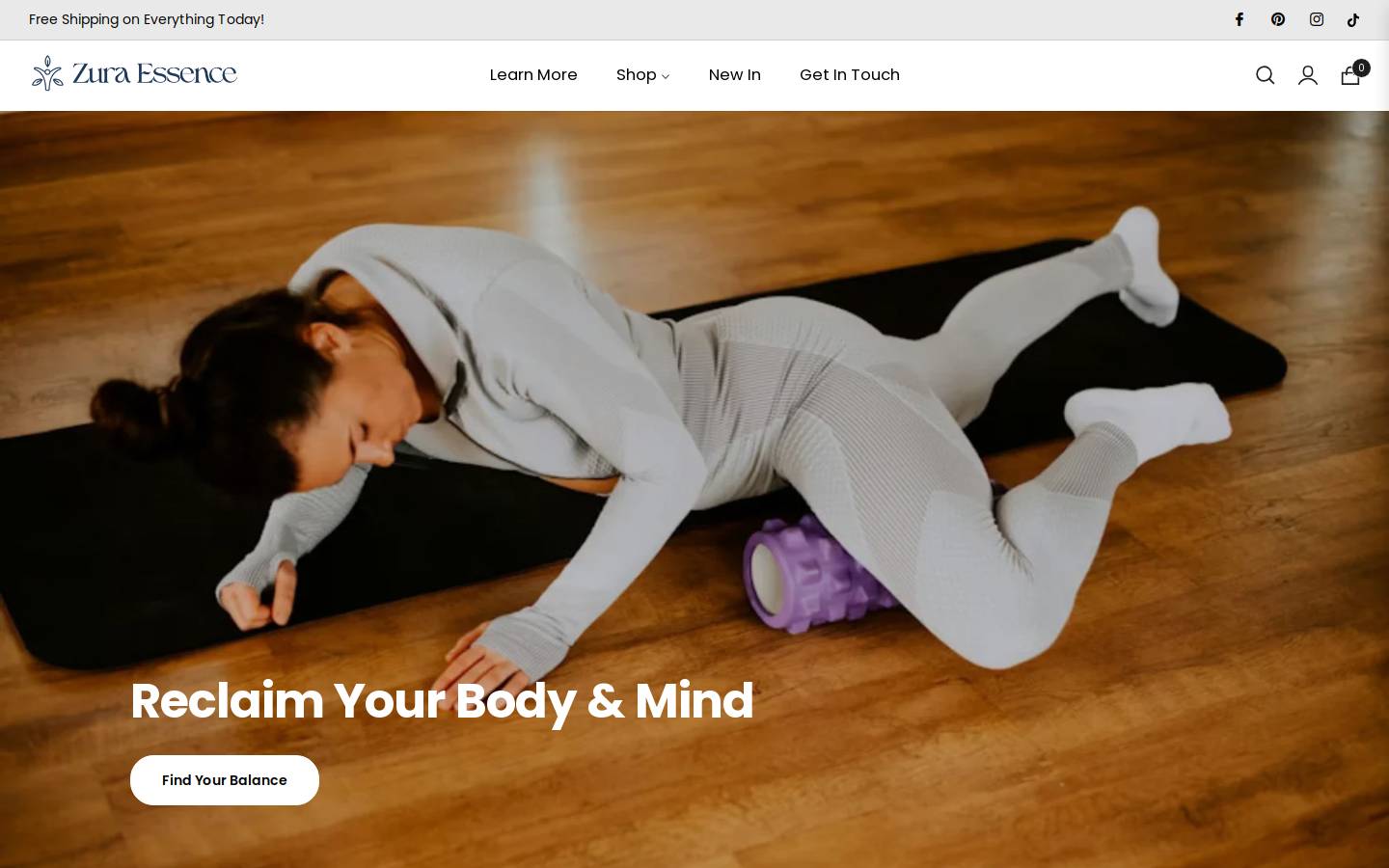 zuraessence.com homepage screenshot