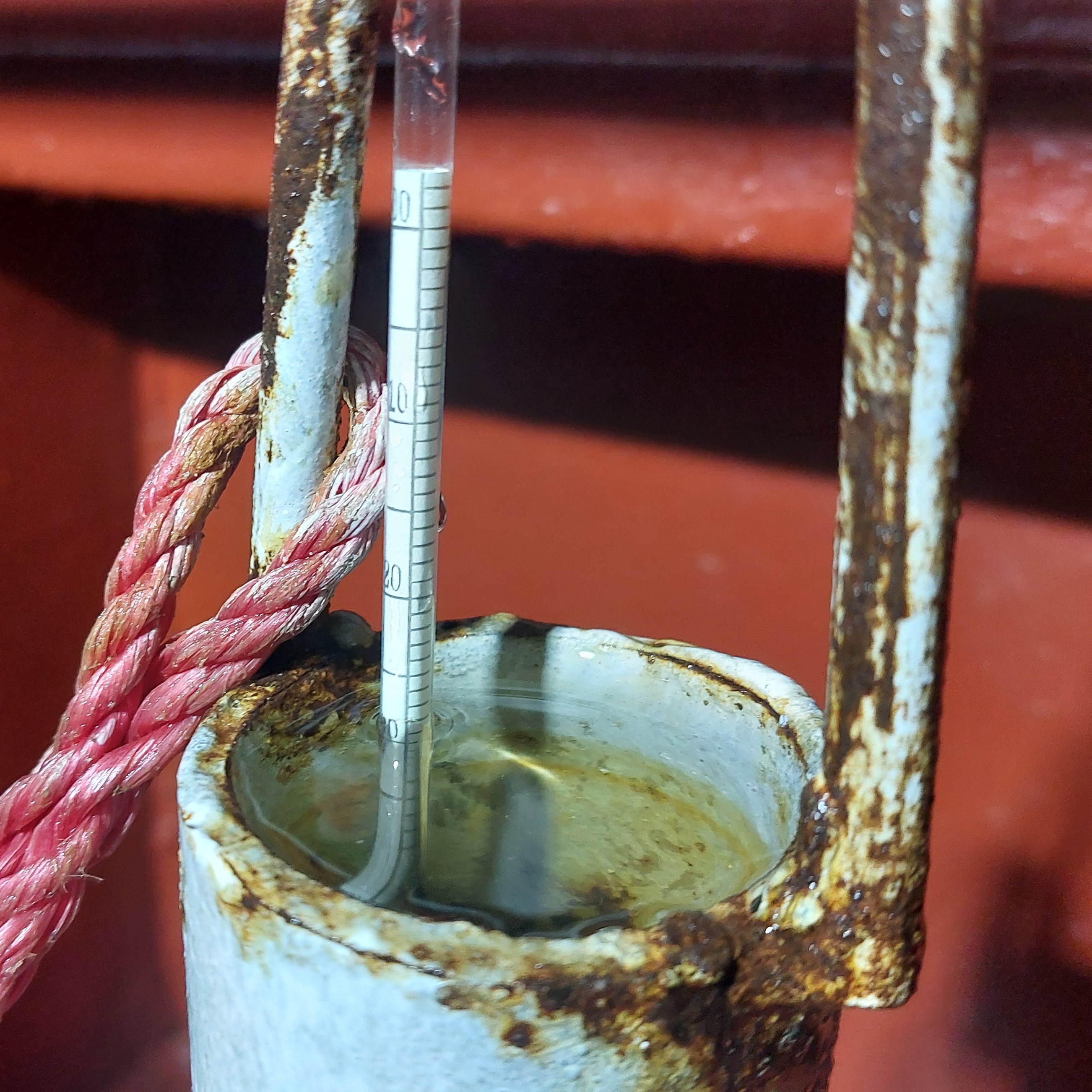 Draught survey. Checking of sea water sample for density